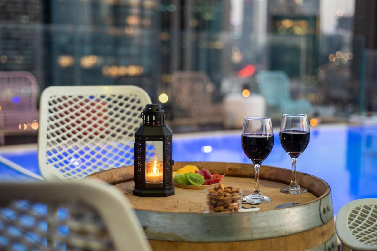 Hotel Indigo Tel Aviv - Diamond District By Ihg Giv'atayim Exterior foto Wine tasting at the winery